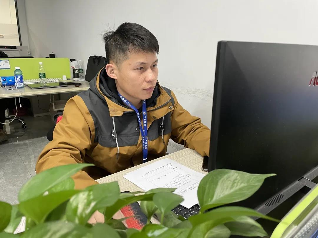 喜讯丨永乐高ylg888888测绘公司熊慈斌喜提“广东省手艺能手”声誉称呼！